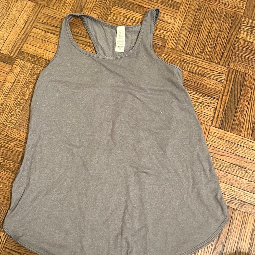 Grey tank top